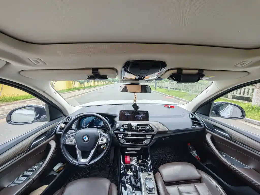 BMW X3 xDrive28 i Luxury Package CN-VI