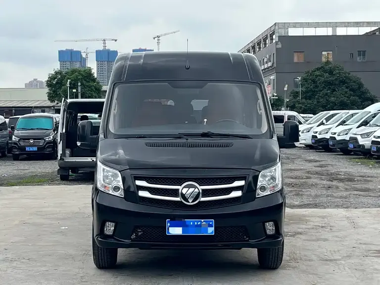 Foton Toano 图雅诺 2024款 小客豪华版 2.0 T自动 长轴中顶 后单胎9座营运