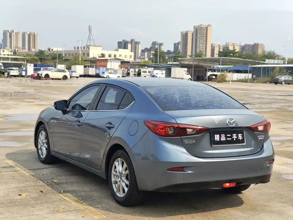 Mazda 3 Axela Sedan 1.5 L Auto Comfort