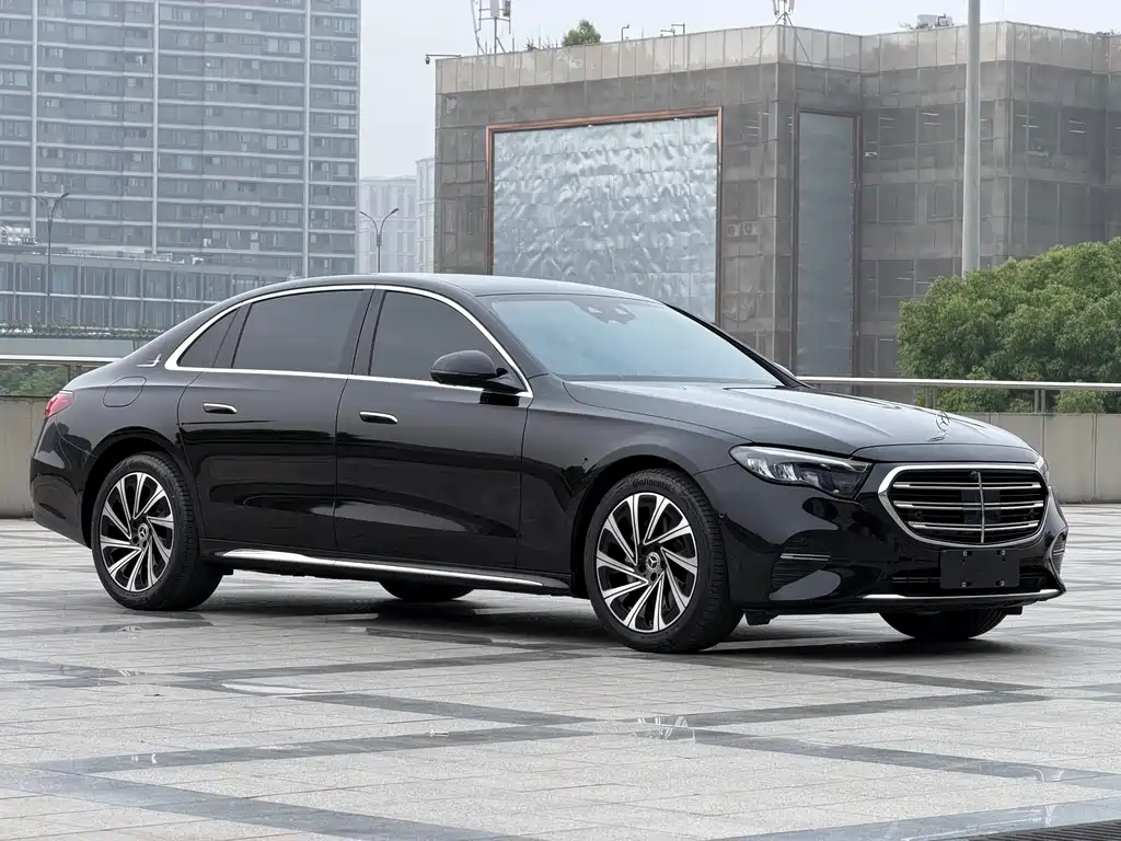 Mercedes-Benz E-Class Facelift E 300 L Luxury