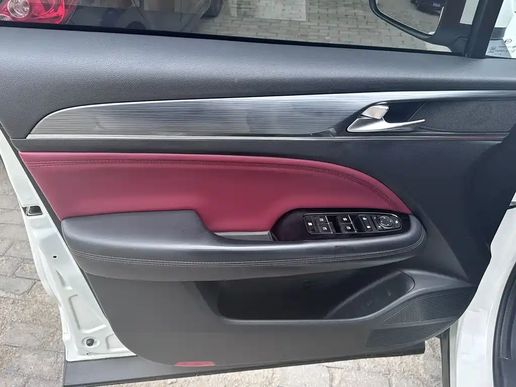 Trumpchi GS4 PLUS 传祺GS4 PLUS 2022款 270 T 自动星耀版