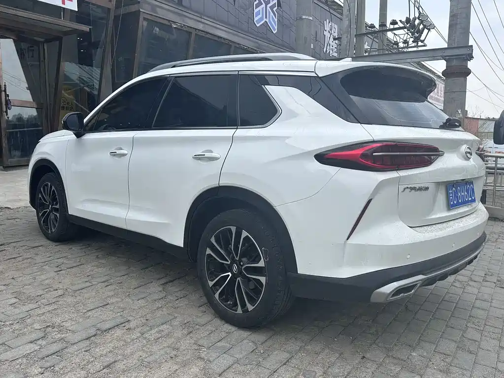 Trumpchi GS4 PLUS 传祺GS4 PLUS 2022款 270 T 自动星耀版
