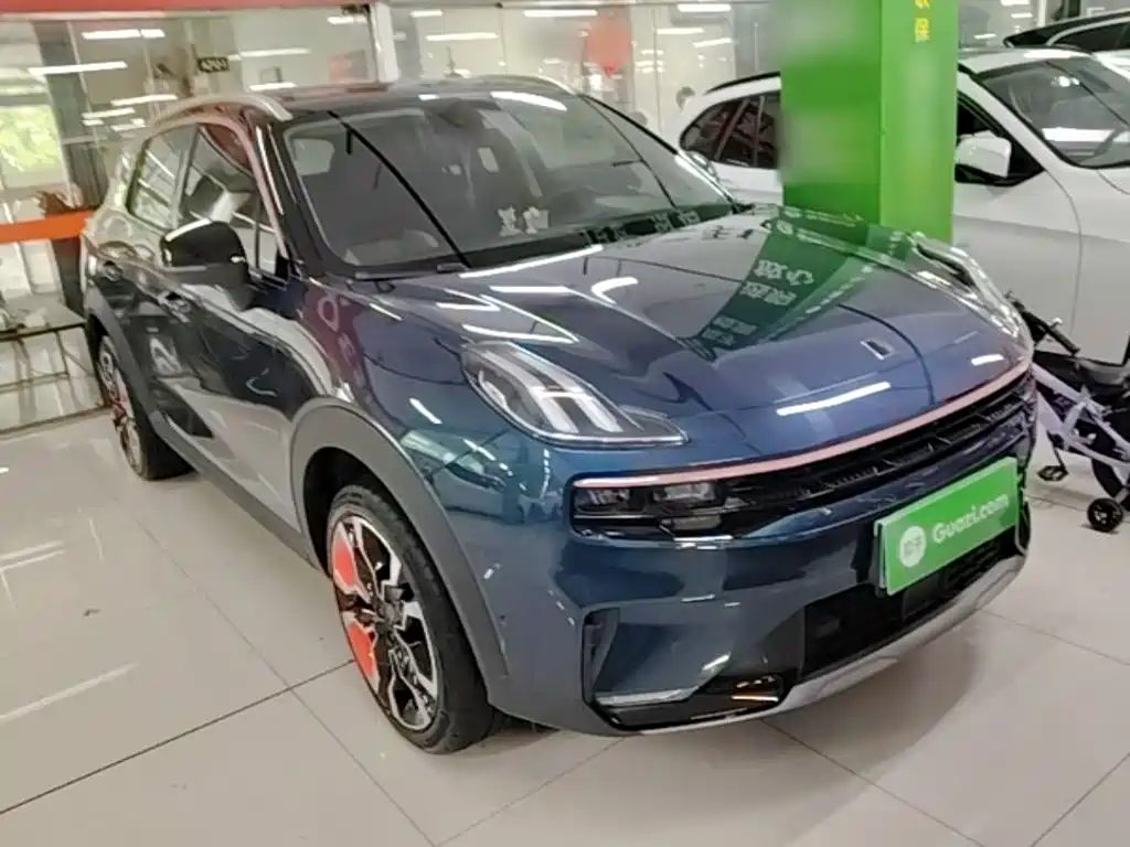 Lynk & Co 06 1.5 T Shine Halo