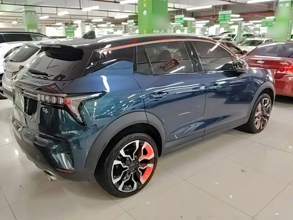 Lynk & Co 06 1.5 T Shine Halo