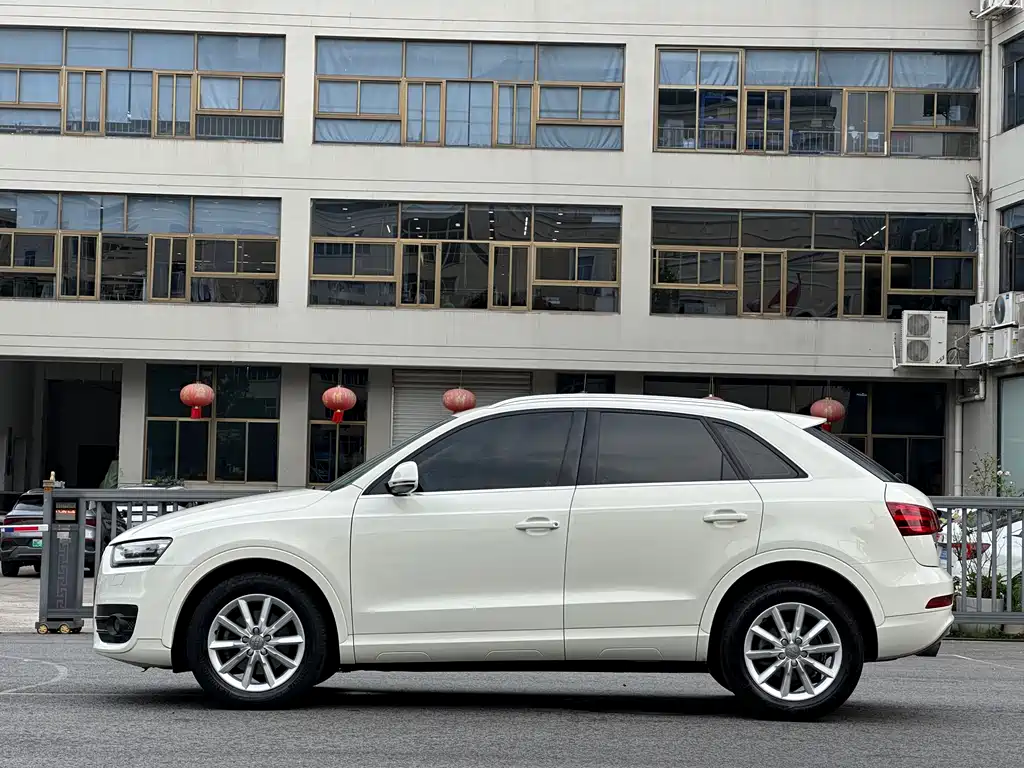 Audi Q3 40 TFSI quattro Luxury
