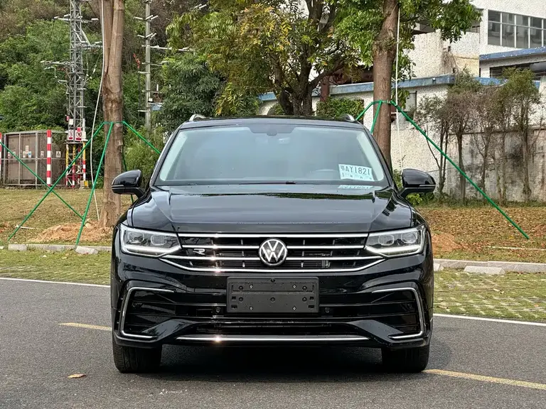Volkswagen Tiguan L 330 TSI Auto 2 WD R-Line Premium