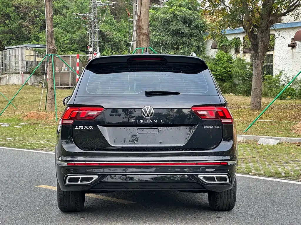 Tiguan L 330 TSI Auto 2 WD R-Line Premium
