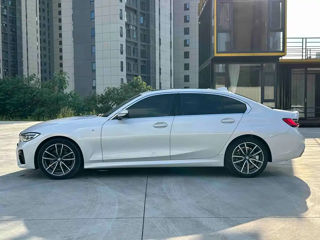 BMW 3 Series 320 Li M Sport Package