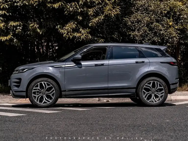 Land Rover Range Rover Evoque 249 PS R-DYNAMIC SE Sport Tech
