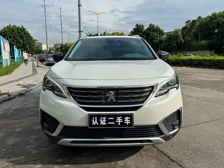 Peugeot 5008 350 THP 7-seat Elite