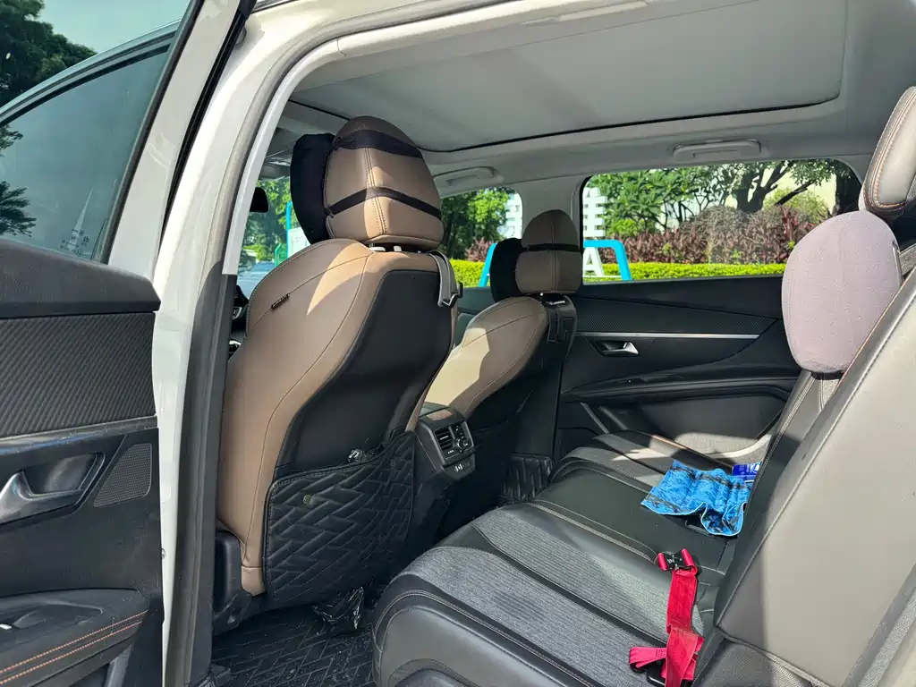 Peugeot 5008 350 THP 7-seat Elite