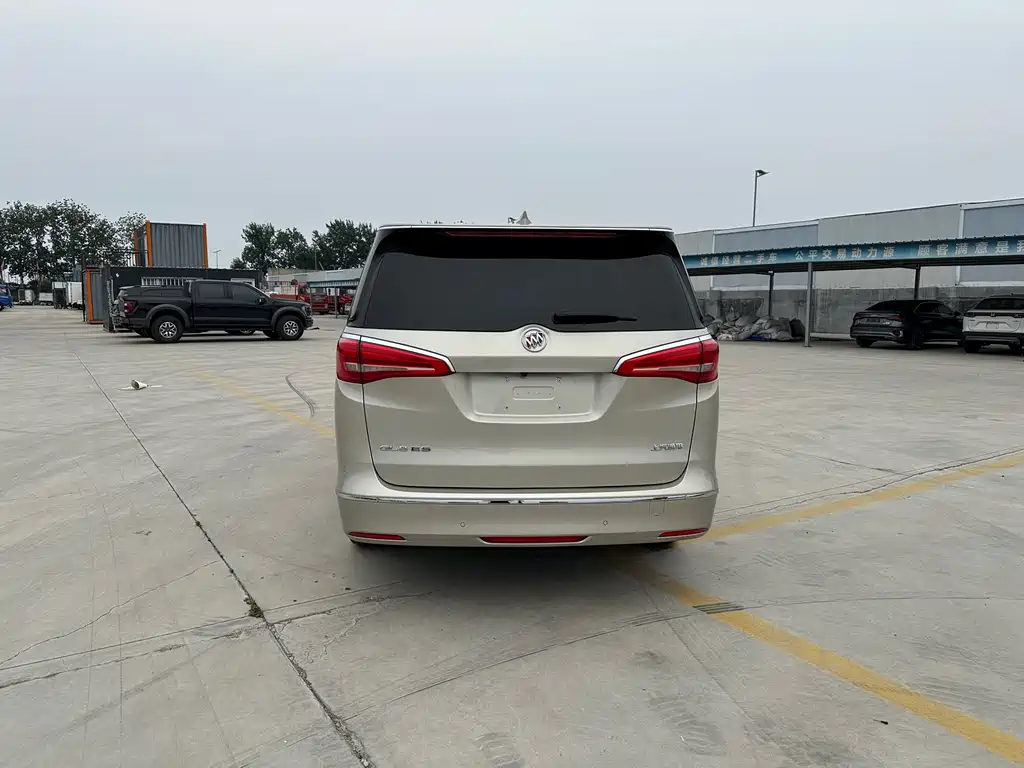 Buick GL8 ES 28 T Flagship CN-VI