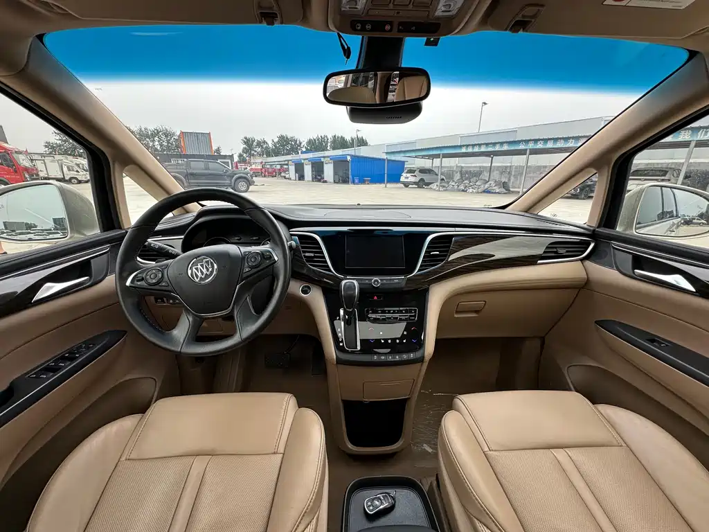 Buick GL8 ES 28 T Flagship CN-VI