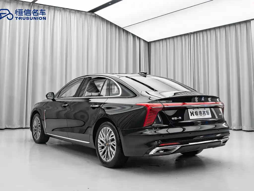 Hongqi H5 2.0 T Auto Connected Flagship