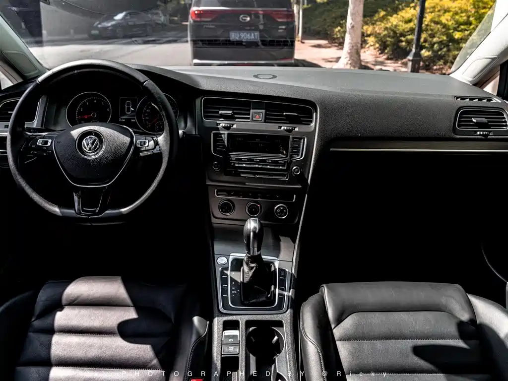 Golf 1.4 TSI Auto Luxury