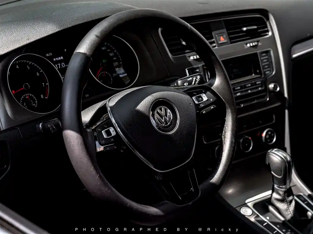 Golf 1.4 TSI Auto Luxury