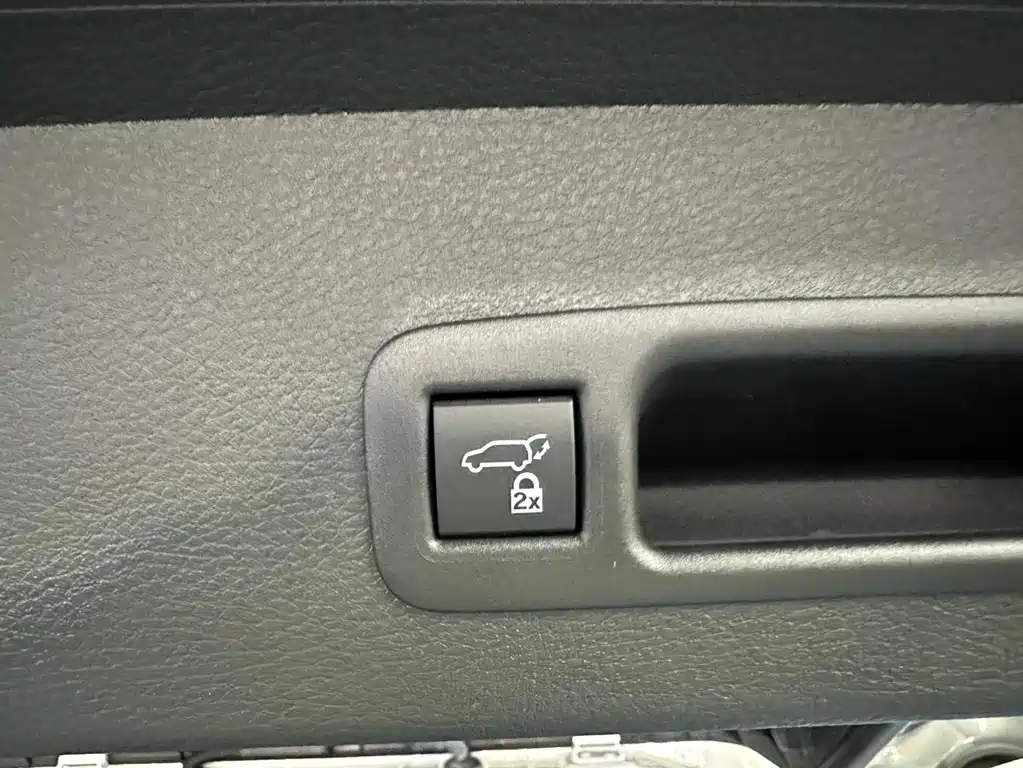 Sienna 2.5 L Hybrid Distinguished