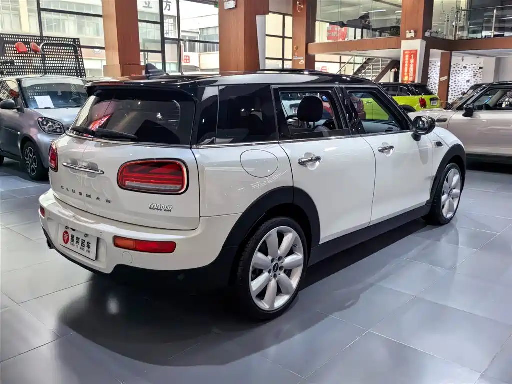 MINI CLUBMAN MINI CLUBMAN 2023款 1.5 T COOPER 经典派