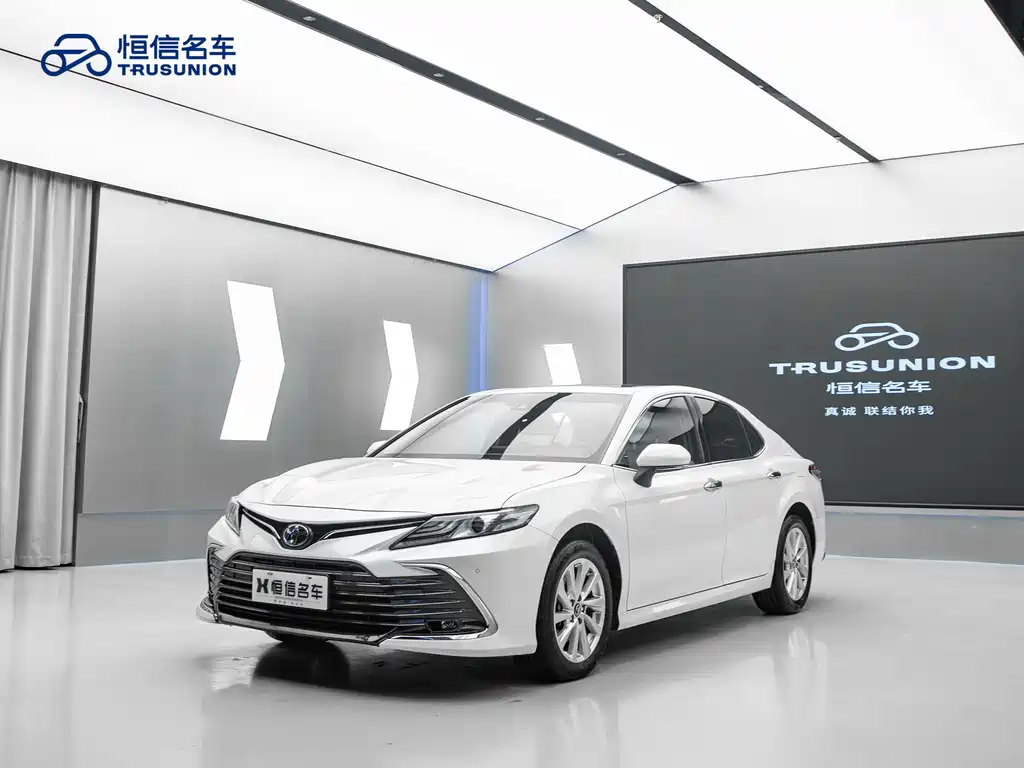 Camry 2.0 G Luxury