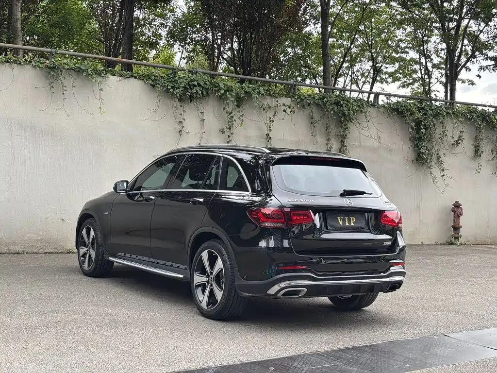 Mercedes-Benz GLC Facelift GLC 300 L 4 MATIC Dynamic Premium Collection