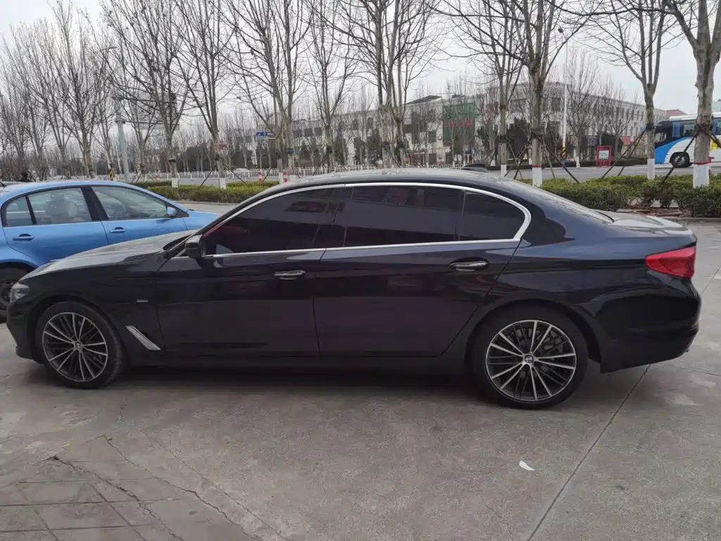 BMW 5 Series 525 Li Luxury Package