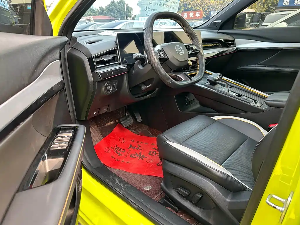 MG5 Scorpio 1.5 T Luxury