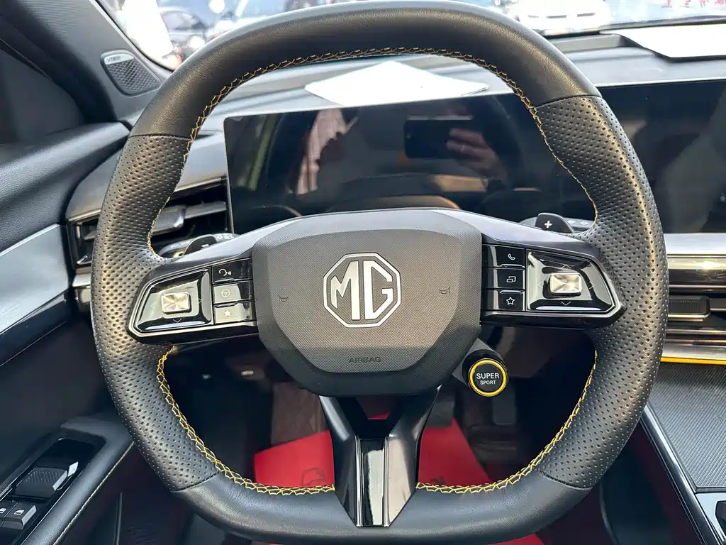 MG5 Scorpio 1.5 T Luxury