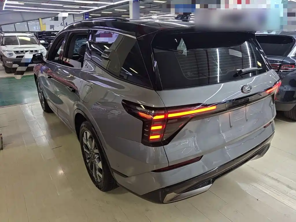 Edge Edge L 2.0 T EcoBoost 4 WD 7-seat Supreme