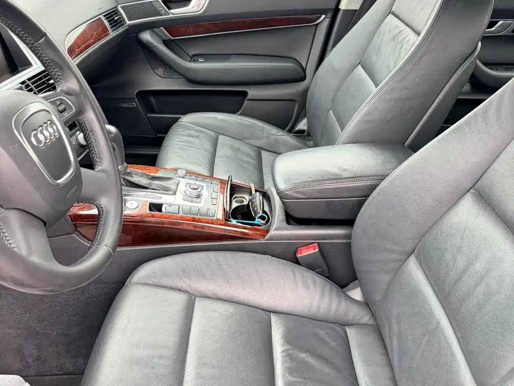 Audi A6 L 2.4 L Luxury
