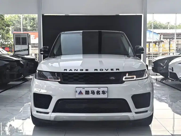 Land Rover Range Rover Sport 3.0 L6 HST