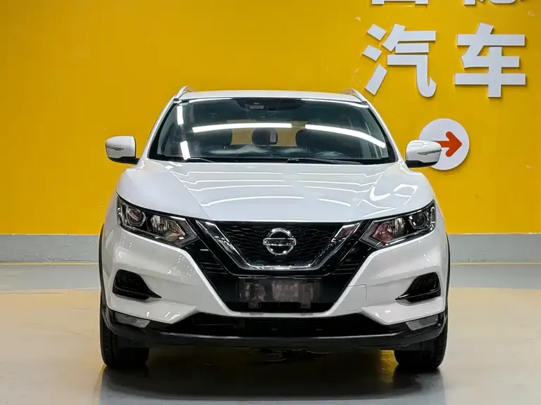 Nissan Qashqai 2.0 L CVT Smart Enjoyment