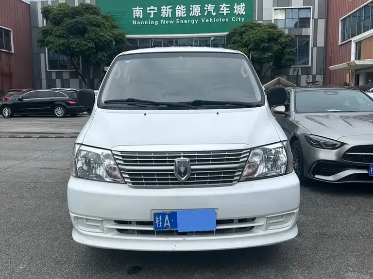 Jinbei Grace 2.0 L Express Luxury 7-seatV19