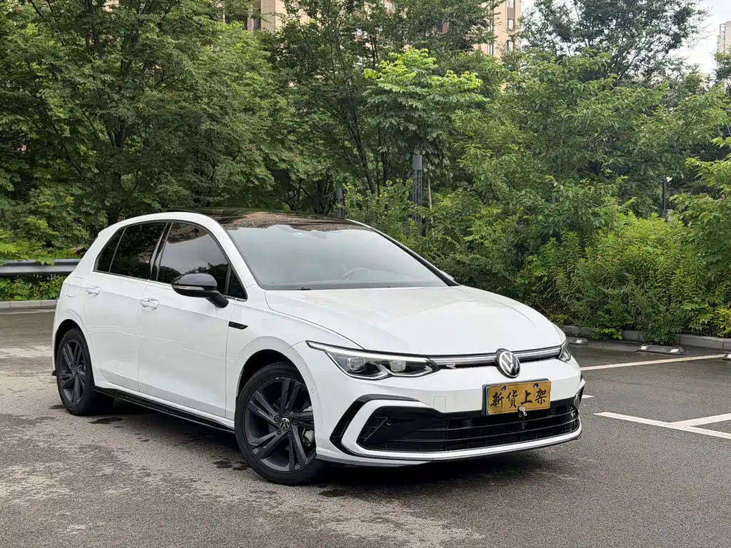 Golf 280 TSI DSG R-Line