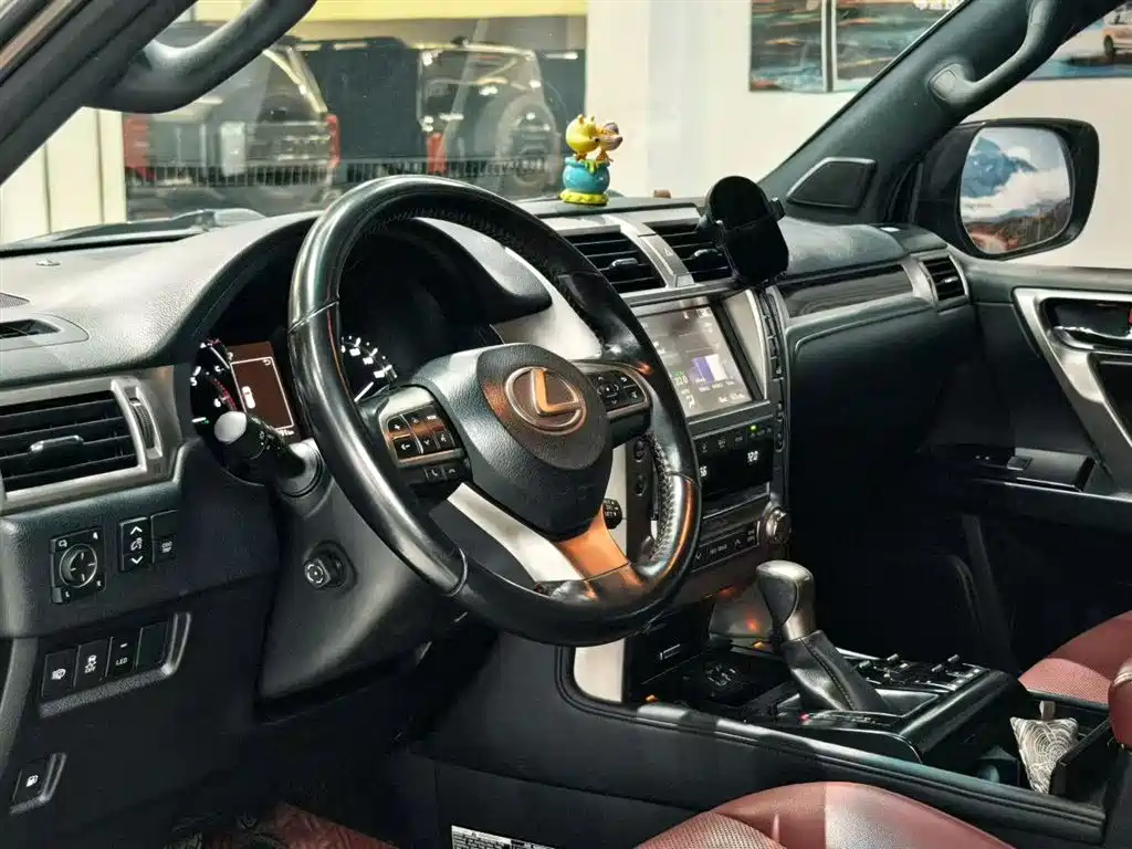 Lexus GX 460 Middle East