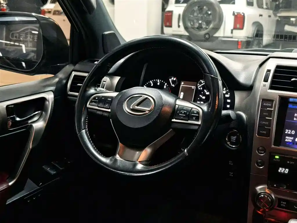 Lexus GX 460 Middle East
