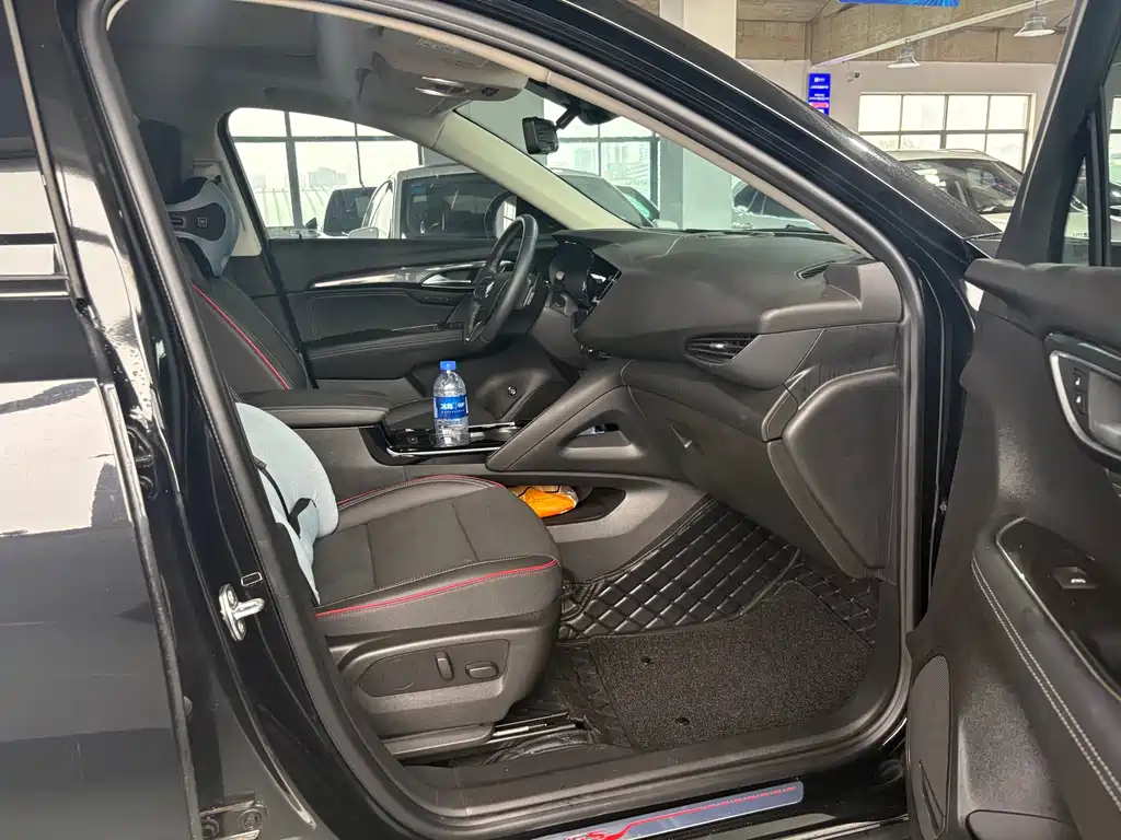 Envision S 昂科威S 2022款 昂科威S GS 两驱智享运动型
