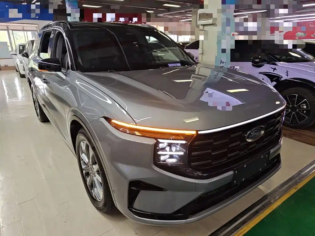 Edge Edge L 2.0 T EcoBoost 4 WD 7-seat Supreme