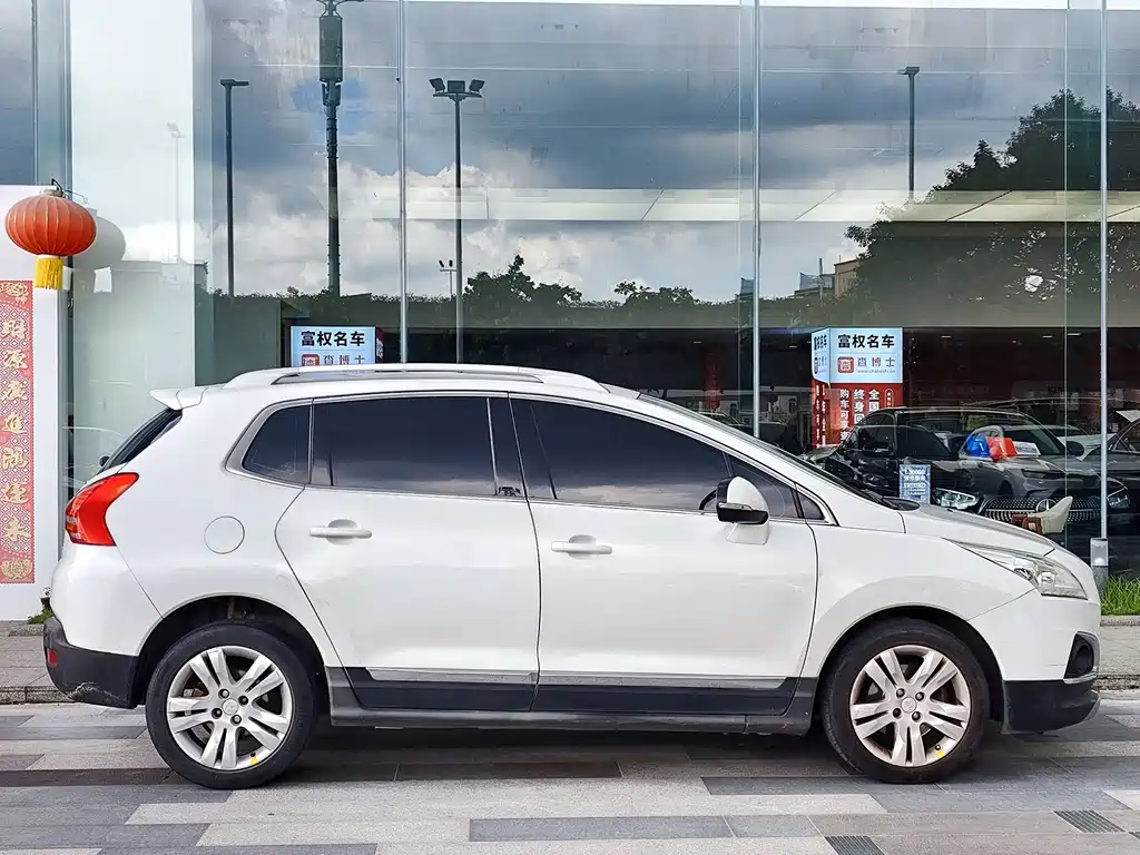 Peugeot 3008 2.0 L Auto Trendy