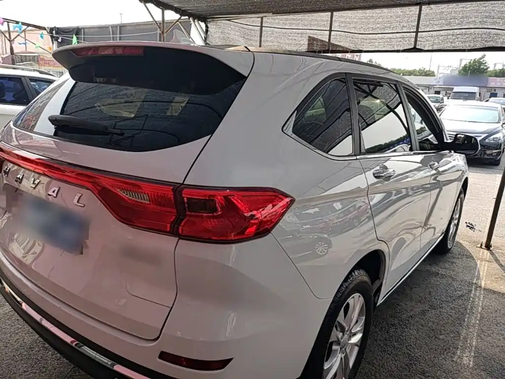 Haval M6 PLUS 1.5 T DCT Elite Connected