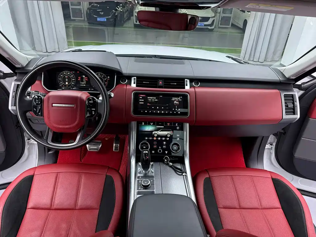 Range Rover Sport 3.0 L6 HSE DYNAMIC