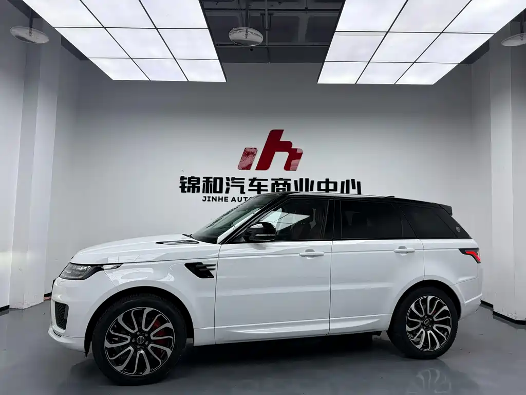 Range Rover Sport 3.0 L6 HSE DYNAMIC