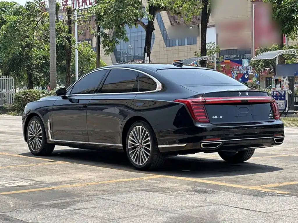 Hongqi H9 2.0 T Connected Flagship