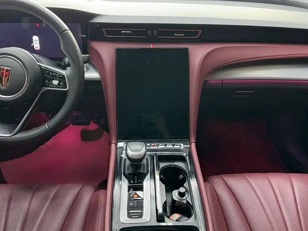 Hongqi H5 2.0 T Auto Connected Flagship