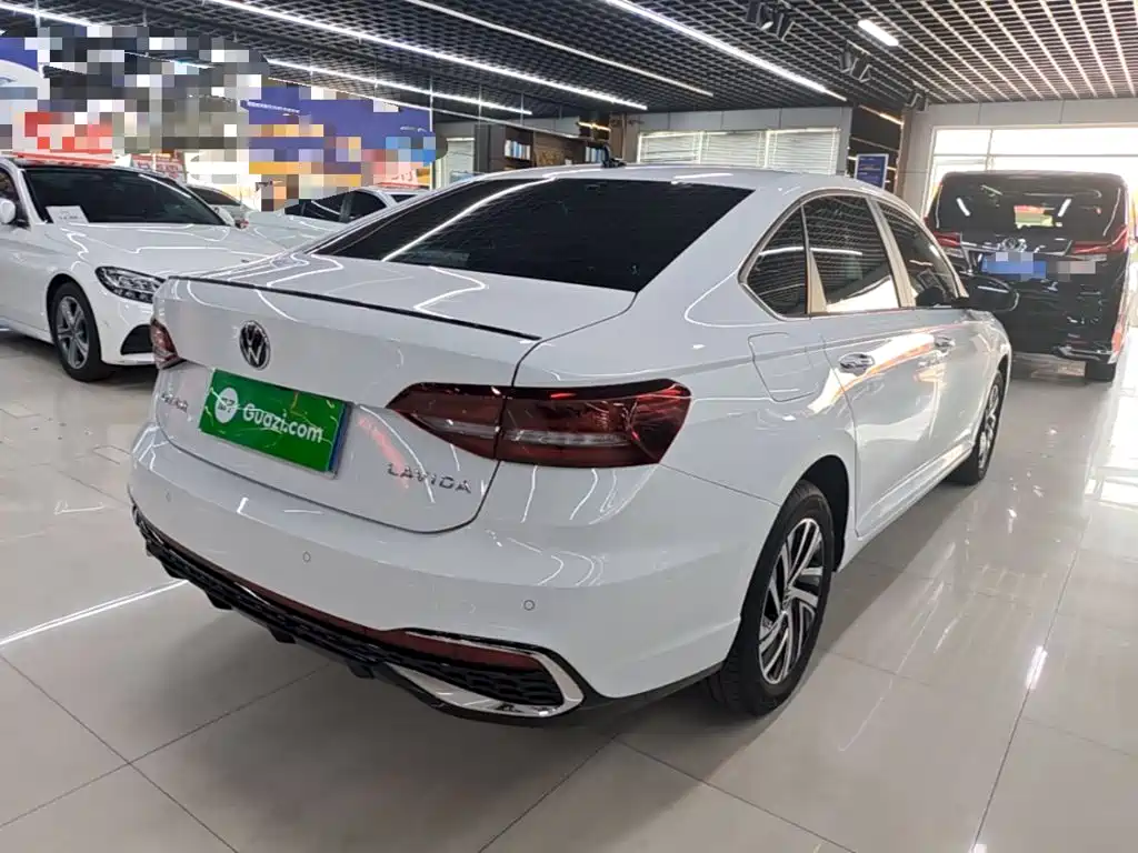Lavida 300 TSI DSG Starry Sky Leading