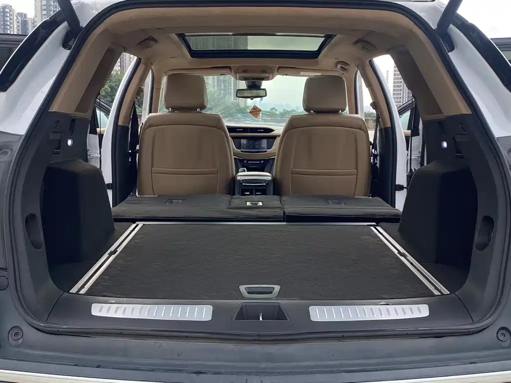 Cadillac XT5 28 E 4 WD Platinum