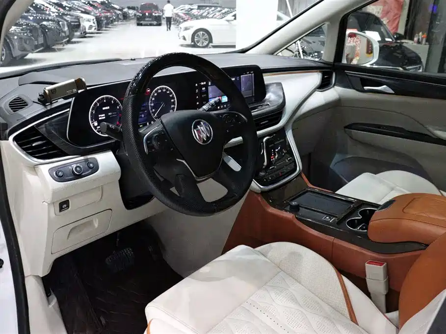 Buick GL8 ES LaCrosse 653 T Comfort