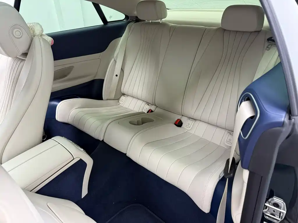 Mercedes-Benz E-Class (Import) E 260 Coupe