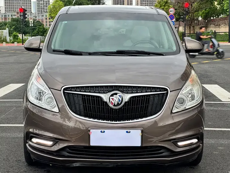 Buick GL8 25 S Luxury CN-V