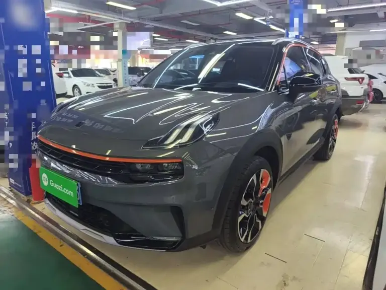 Lynk & Co 06 1.5 T Shine Halo