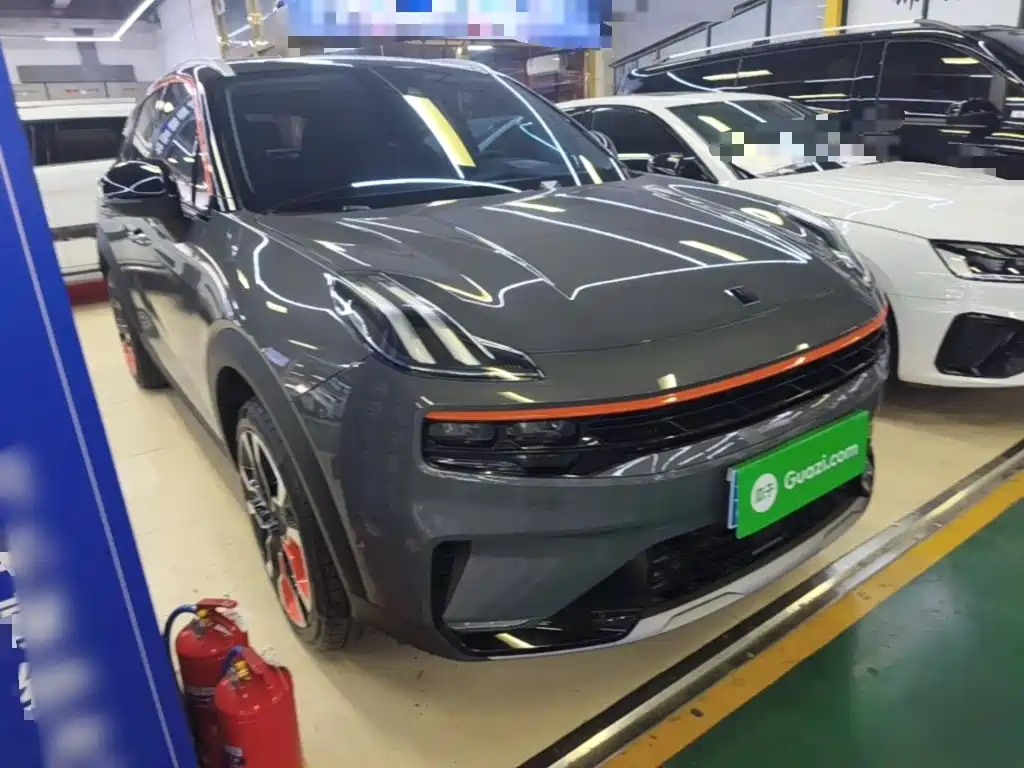 Lynk & Co 06 1.5 T Shine Halo